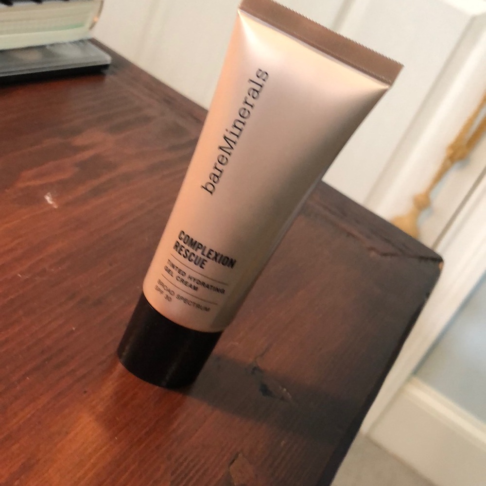 Bare minerals complexion rescue Natural